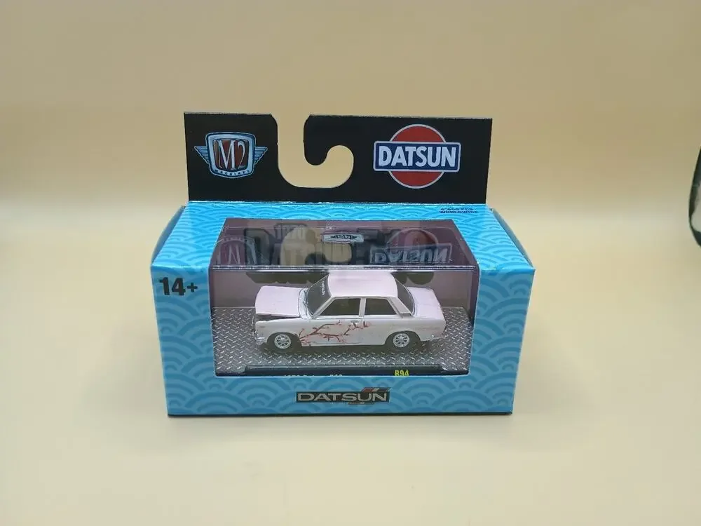 1/64th M2 Machines Detroit Muscle R94 1970 Datsun 510